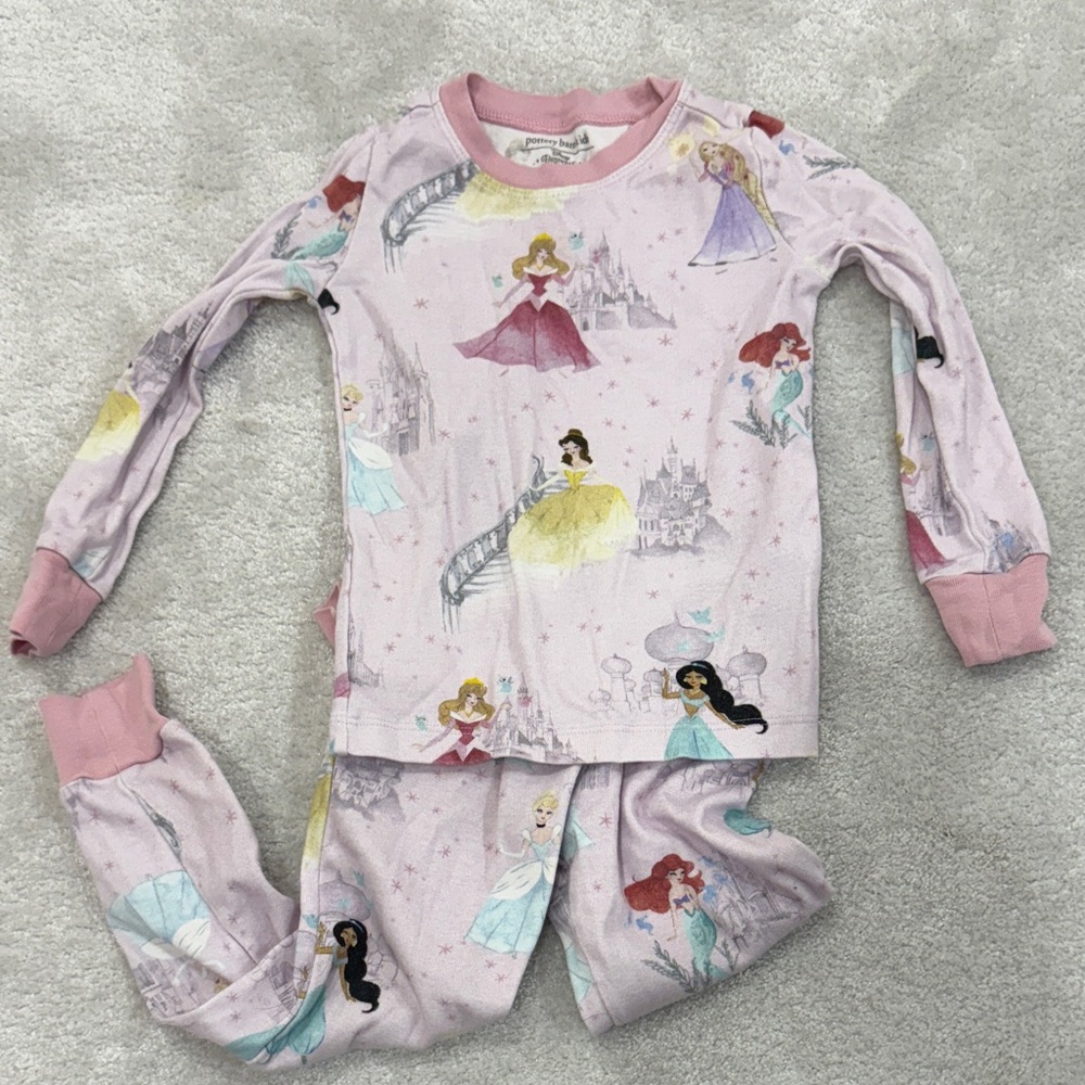 Pottery Barn Kids Disney Princess Castles Organic Cotton Pajama Set size 4
